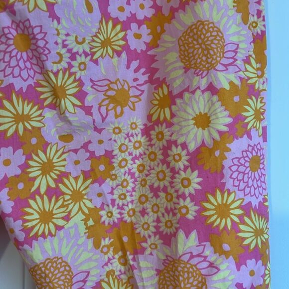 Sz 6 Key West Floral Capris - Picture 6 of 6